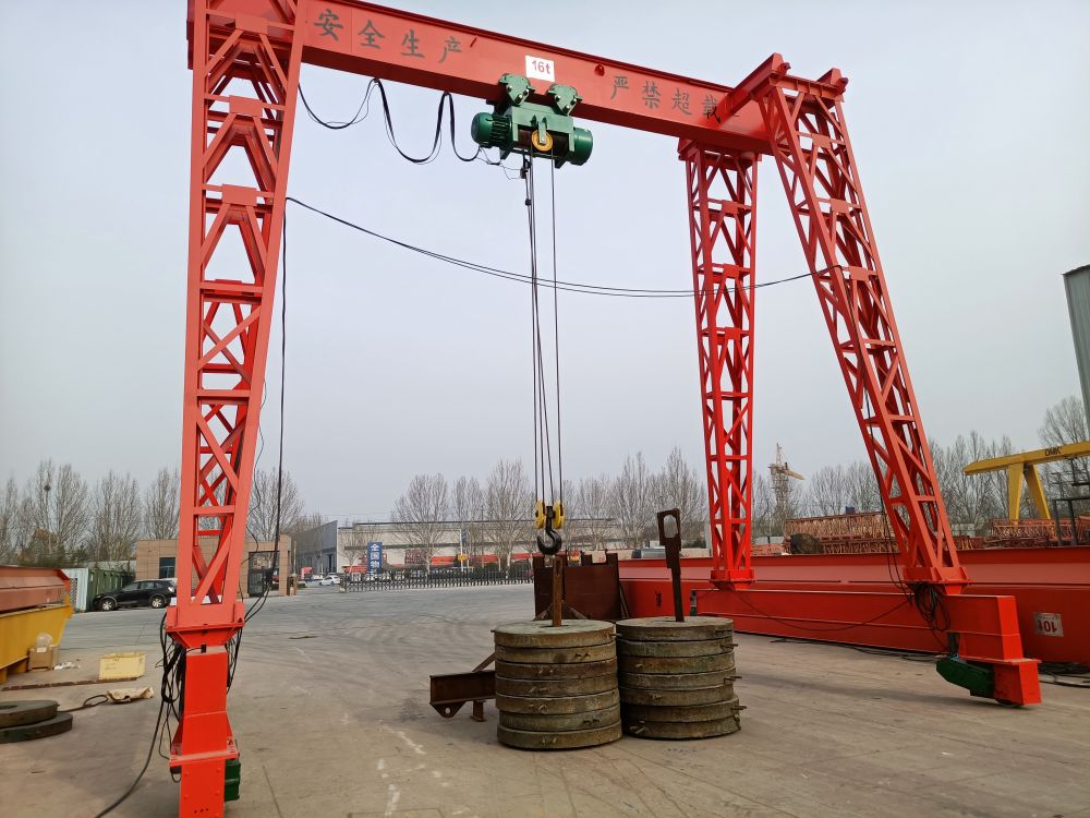 河南無軌門式起重機、無軌道自行走龍門吊生產廠家報價