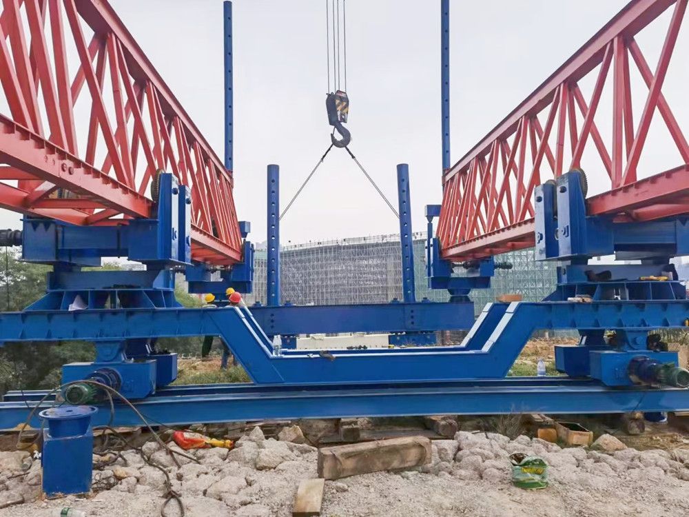 河南鐵山起重40m180t架橋機生產廠家