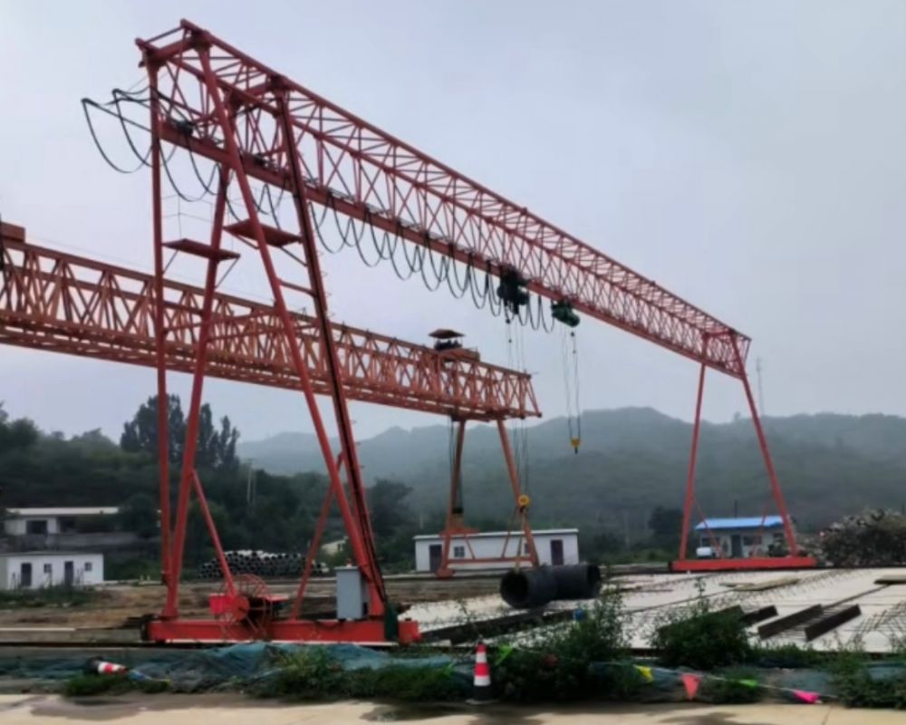 單雙梁門式起重機、工程龍門吊、桁架式門機-長城起重