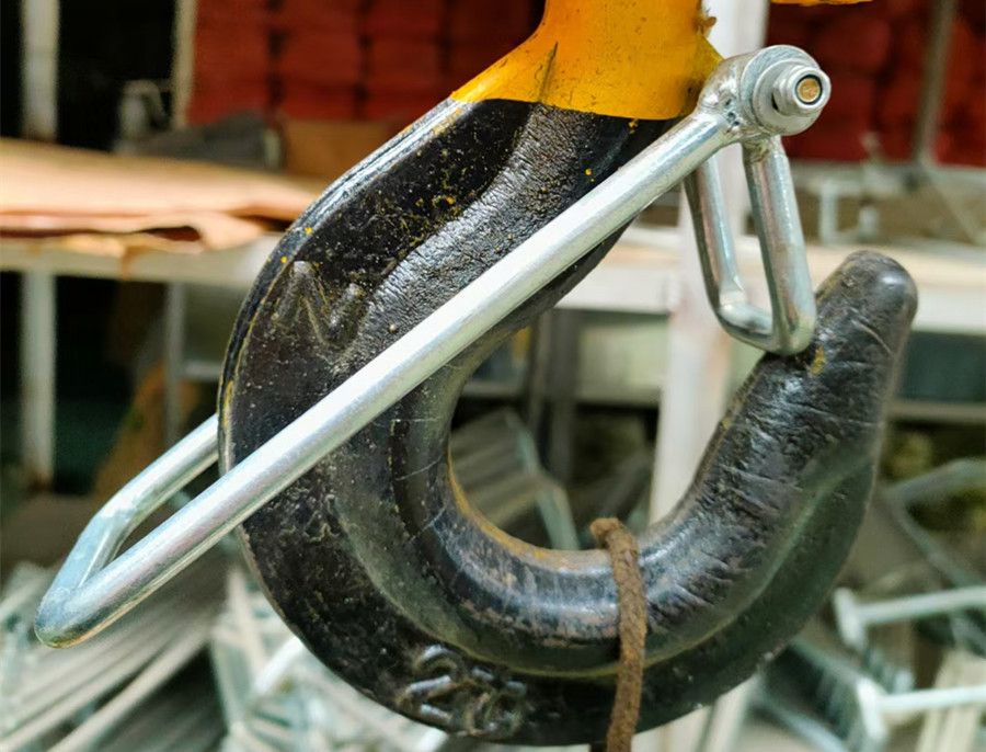 新型吊鉤保險卡、吊鉤防脫裝置