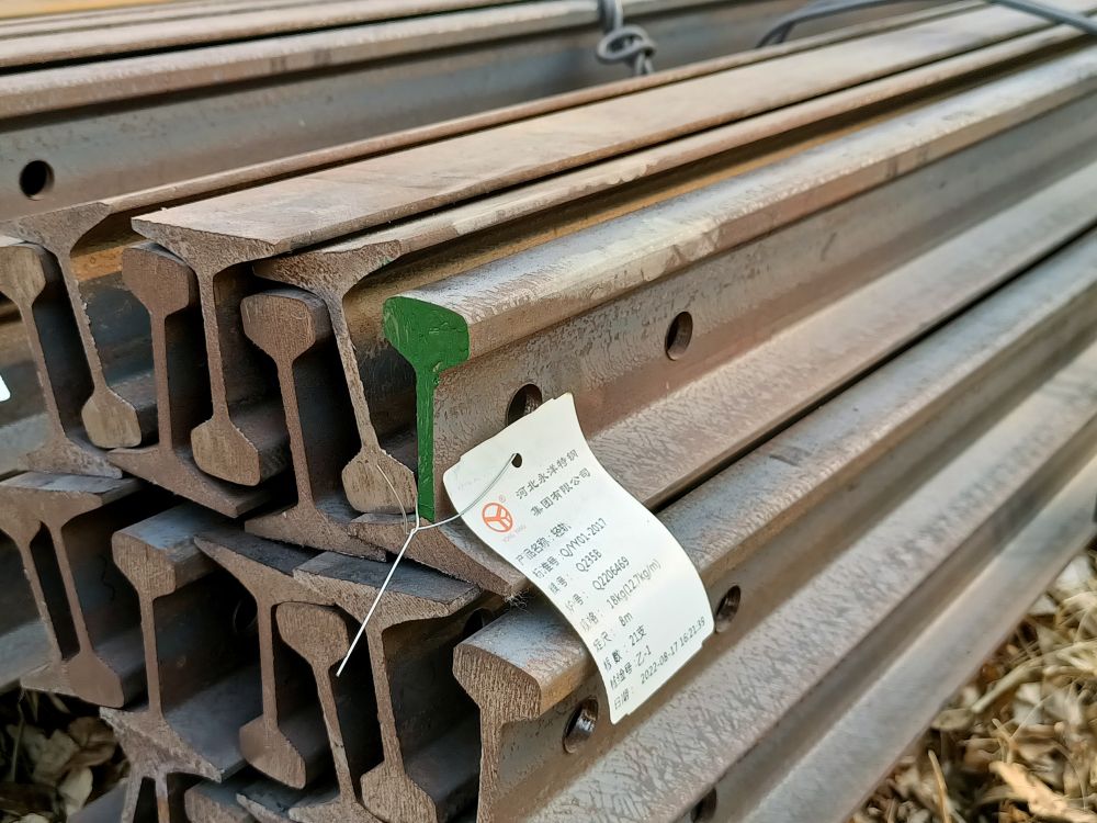 起重機(jī)路軌、行車軌道、鋼軌批發(fā)，鋼軌安裝調(diào)整校正